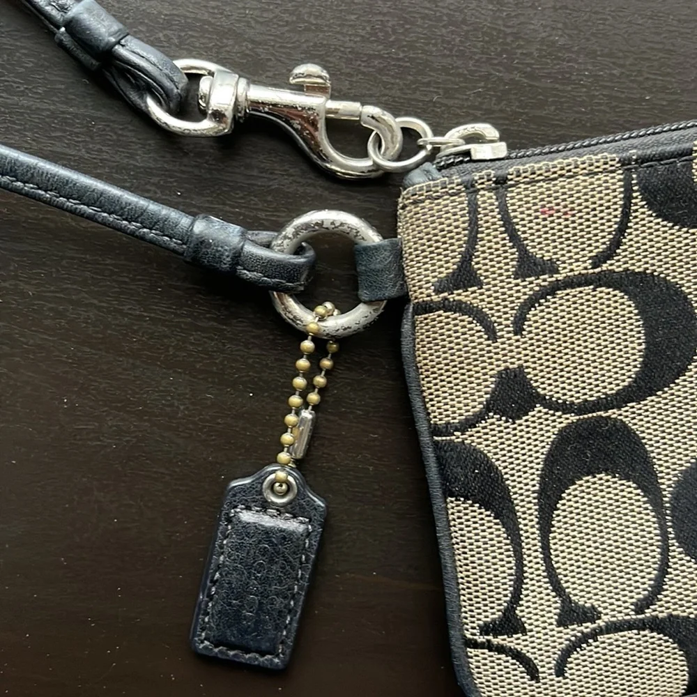 COPY - Coach Signature Print Black and Tan Wristlet Wallet Purse